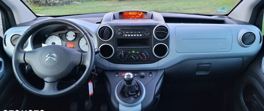 Citroen Berlingo cena 33900 przebieg: 205000, rok produkcji 2014 z Krzyż Wielkopolski małe 781